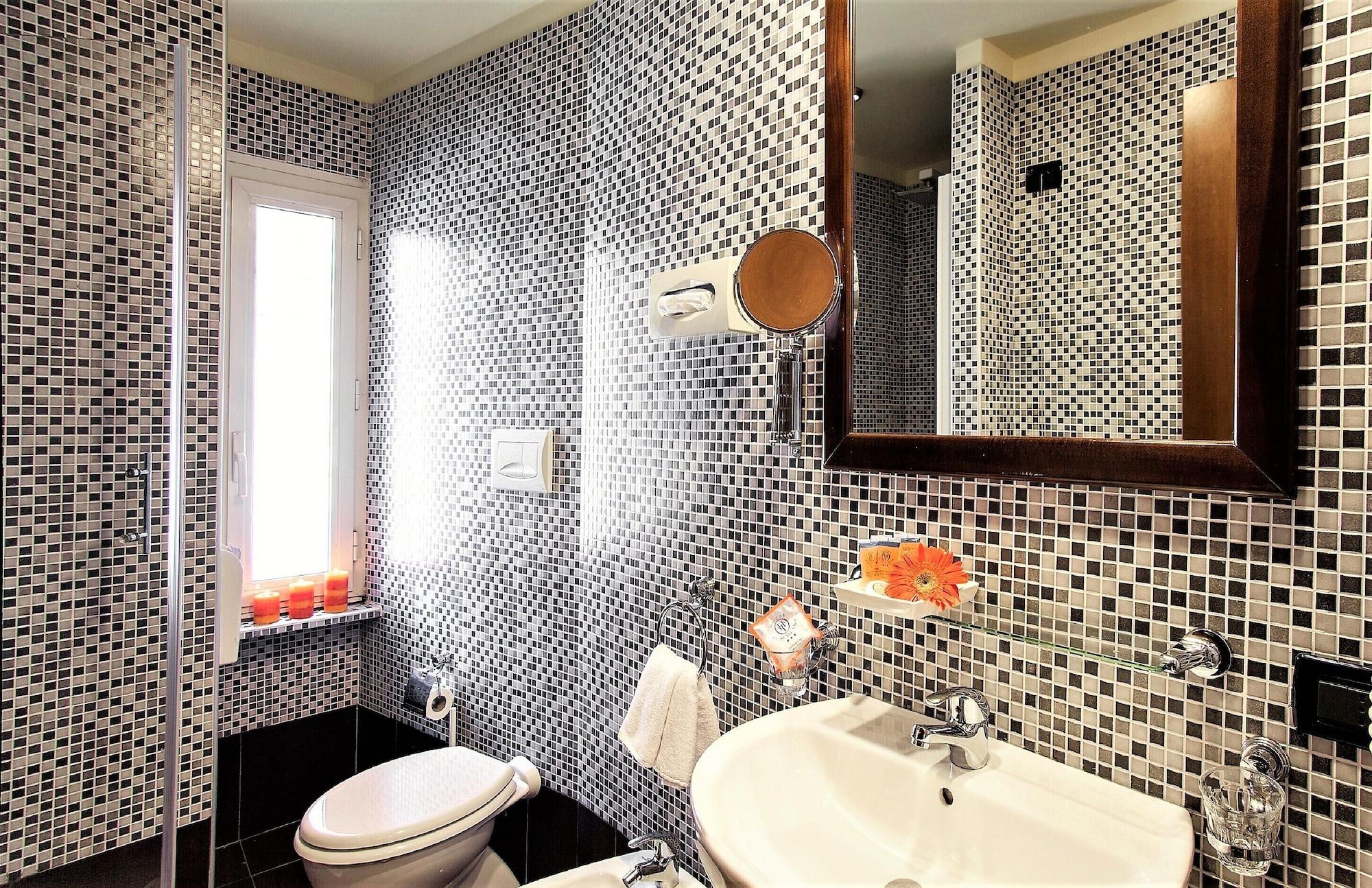 Hotel Tuscolana Rome Bagian luar foto