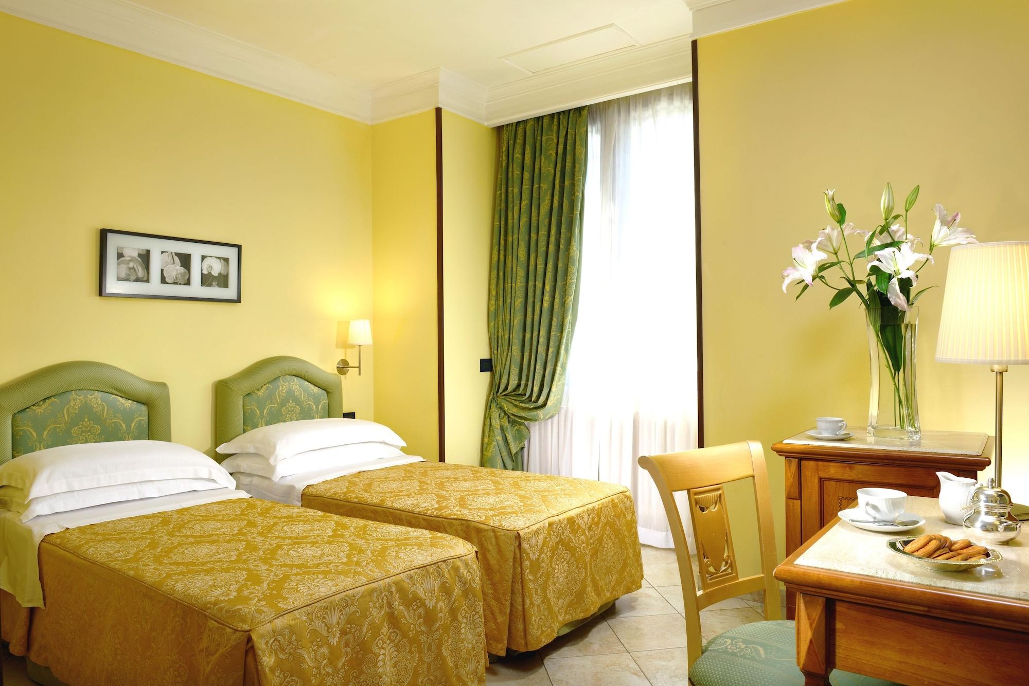 Hotel Tuscolana Rome Bagian luar foto