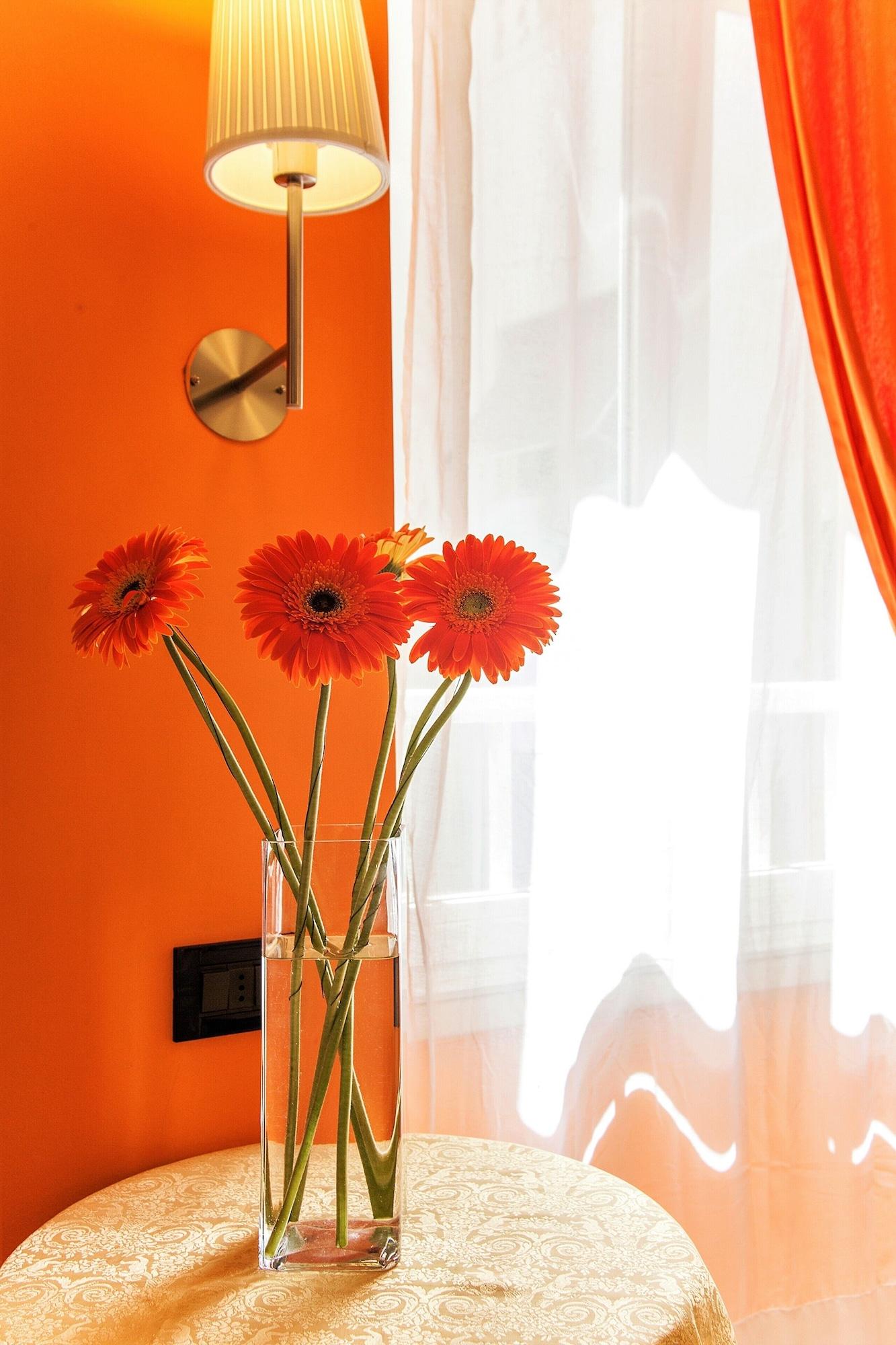 Hotel Tuscolana Rome Bagian luar foto
